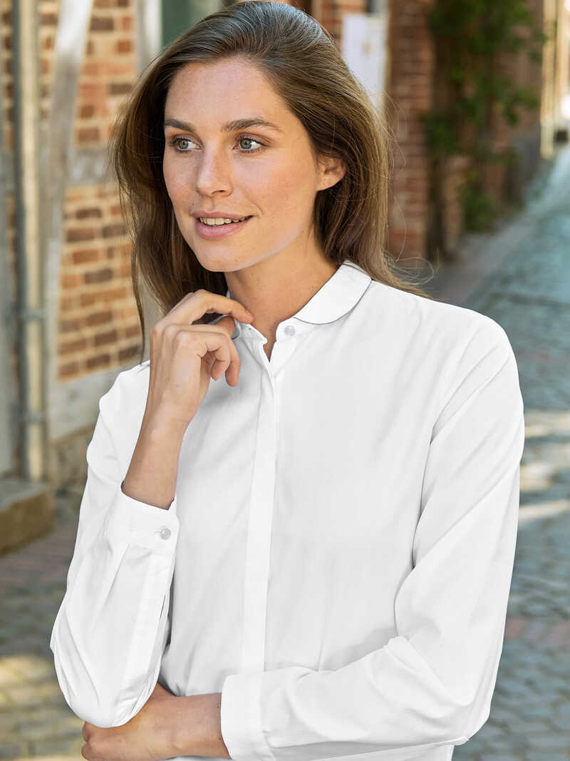 Alternatives Bild 1 zu Weie Popeline-Bluse Bubikragen mit Perlenband