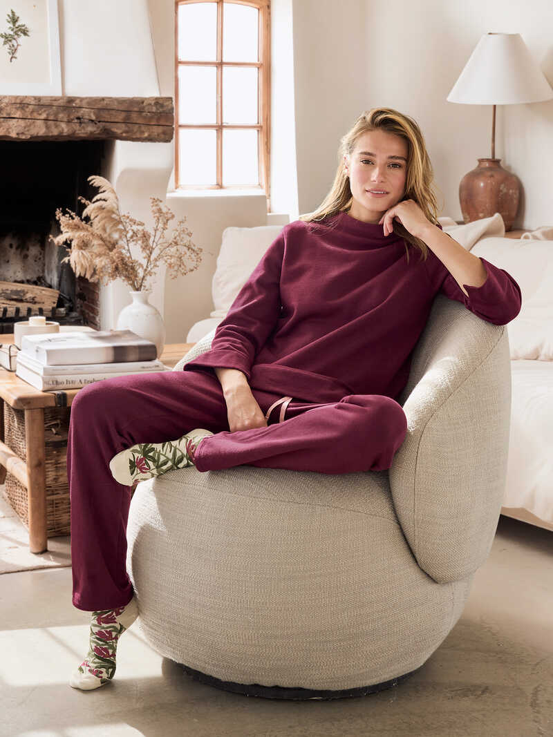 Produktbild zu Loungewear-Anzug mit Stehkragen
