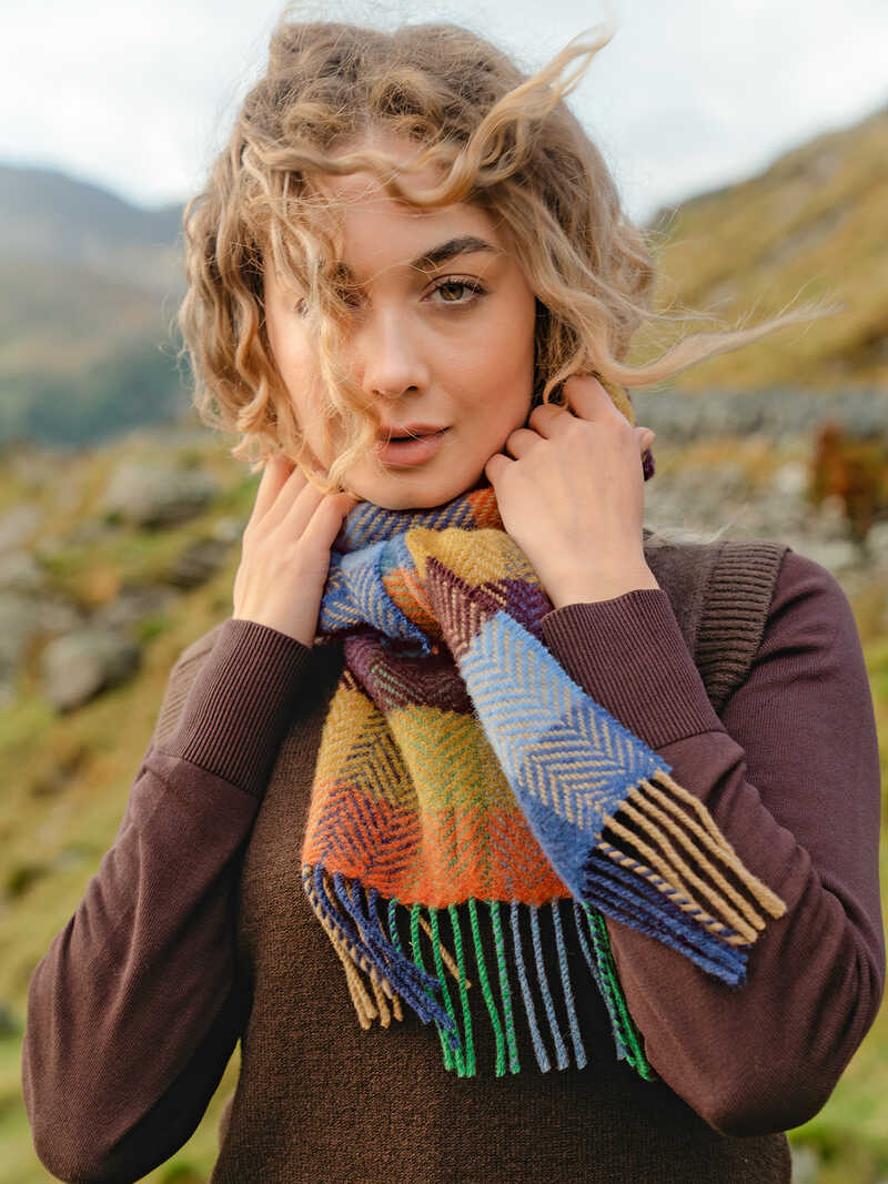 Alternatives Bild 1 zu Irischer Karo-Schal Fischgratgewebe