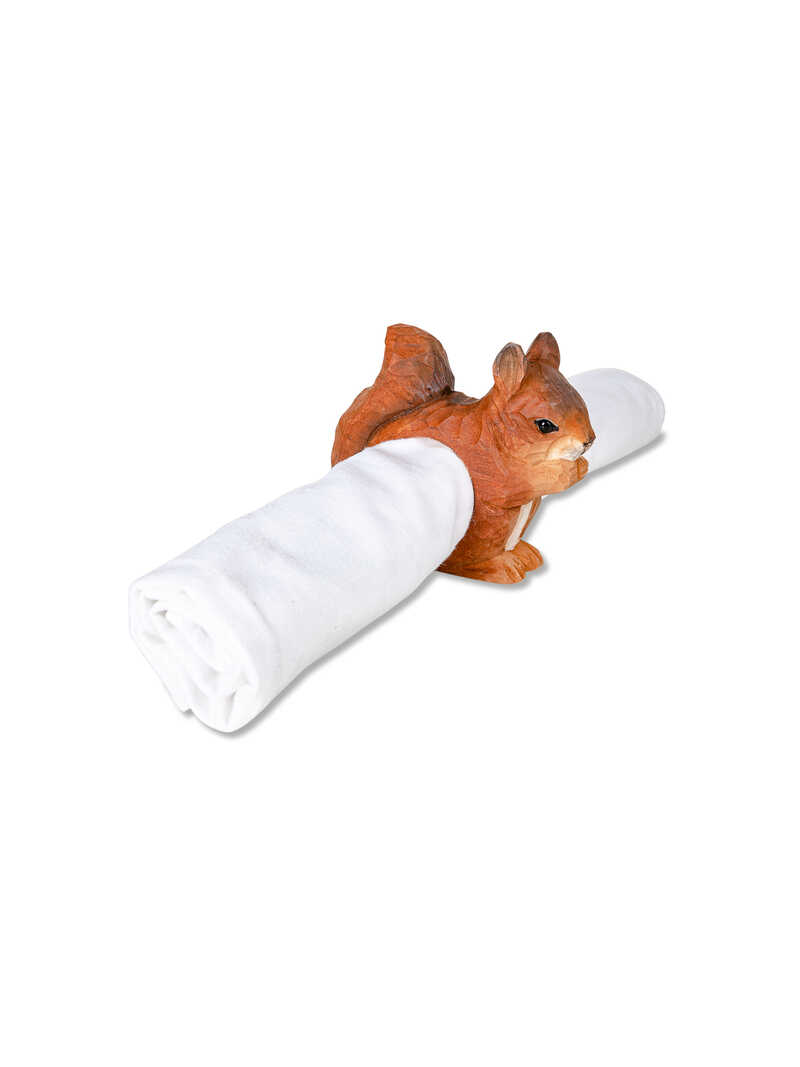 Handgeschnitzter Serviettenring aus Holz Eichhörnchen