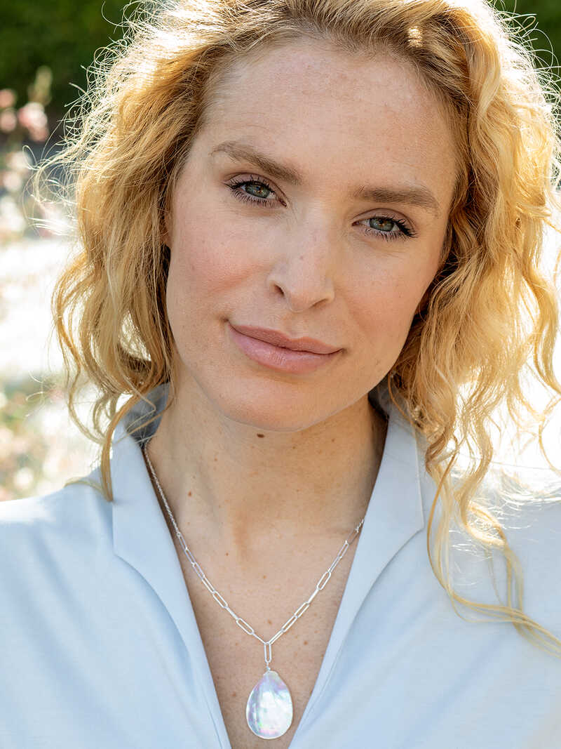 Alternatives Bild 4 zu Silberkette mit Perlmutt-Anh�nger