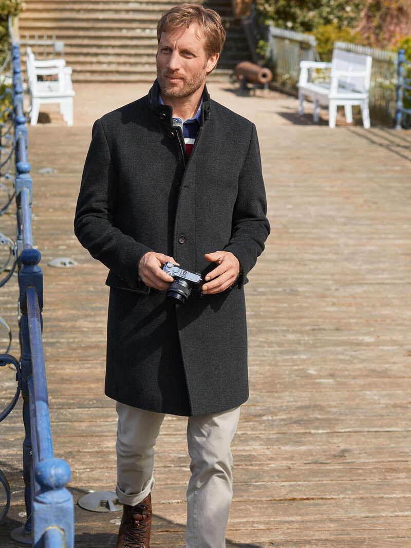 Produktbild zu Stehkragen-Mantel