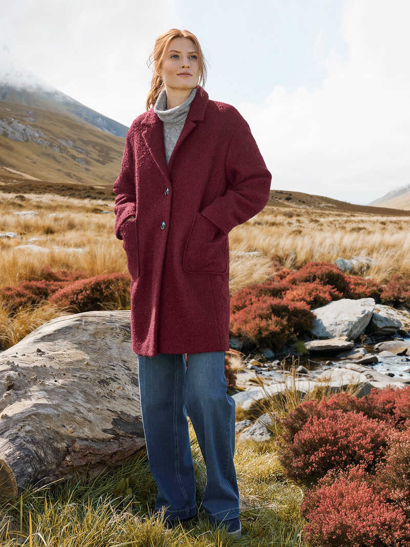 Alternatives Bild 2 zu Roter Wollmantel in Boucle-Optik