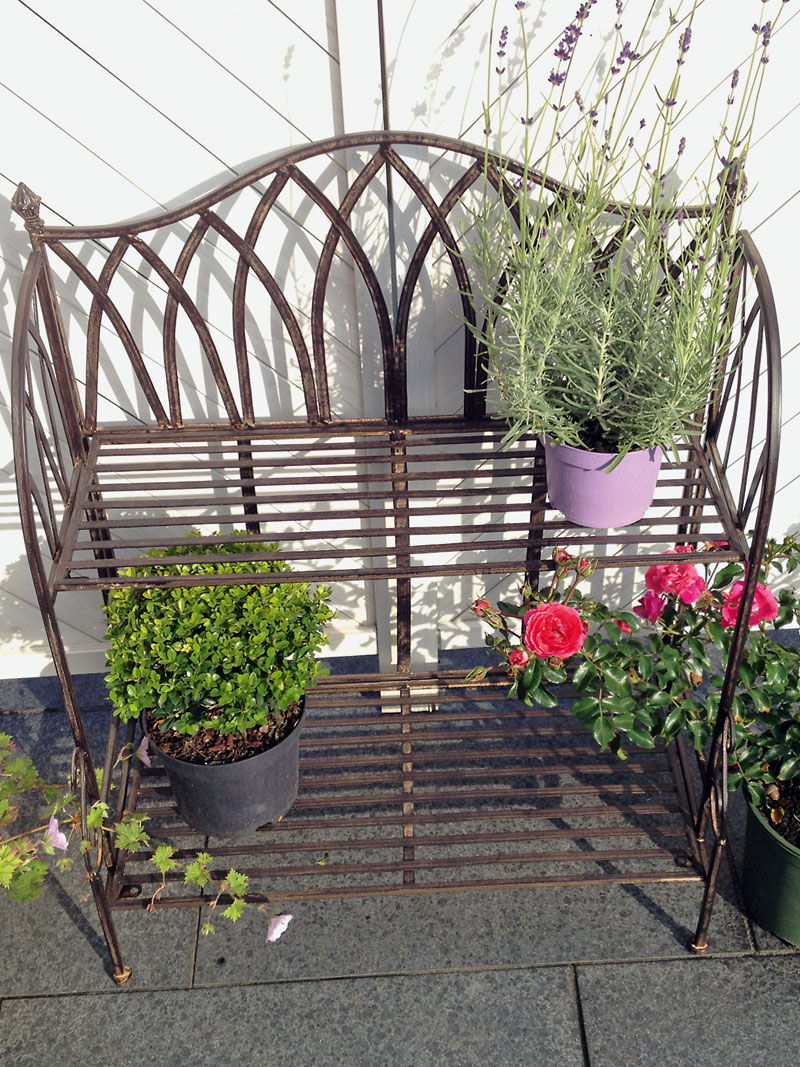 Produktbild zu Nostalgische Blumenbank