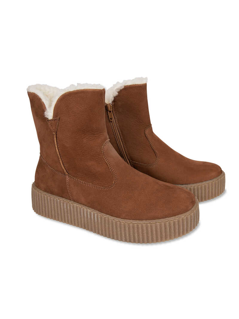 Produktbild zu Nubukleder-Boots mit Wollfutter