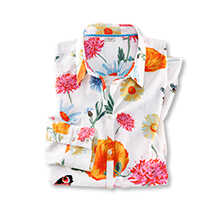 Damen-Bluse mit Blumen und Schmetterlingen
