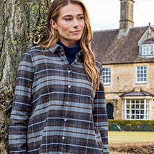 Alernatives Thumbnail 3 zu Blaues Karo-Overshirt