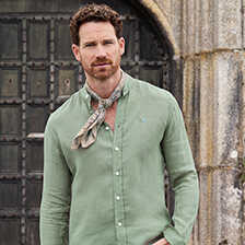 Alernatives Thumbnail 2 zu Stehkragenhemd