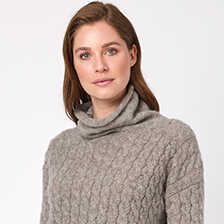 Alernatives Thumbnail 4 zu Zopfstrickpullover mit Rollkragen