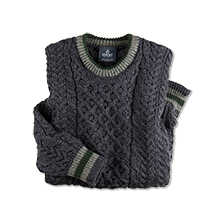 Irischer Aran-Zopfstrickpullover