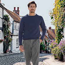 Alernatives Thumbnail 4 zu Schurwollpullover aus Geelong Lambswool mit rmelpatches