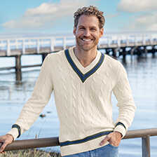 Alernatives Thumbnail 2 zu Wei�er Tennispullover mit V-Neck