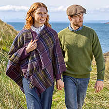 Alernatives Thumbnail 2 zu Strickcape Heather Stewart