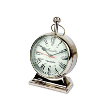 Tischuhr im Vintage Style