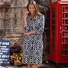 Alernatives Thumbnail 2 zu Schlupfkleid mit Grafik-Print