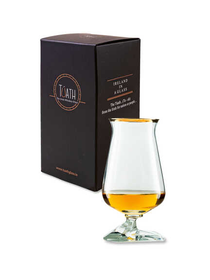 Whiskyglas mit Goldrand